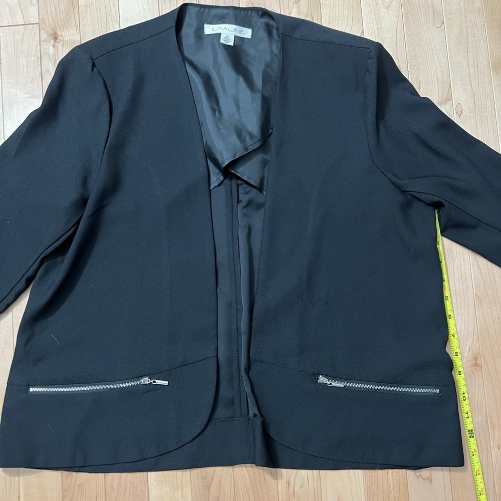 - Blazer